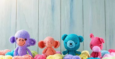 What is amigurumi? Learn how to start making these adorable crochet dolls and animals both for yourself and as unique gifts for friends an family!