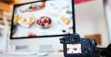 Food photography lighting can be hard to figure out as a new photographer. Here are some tips and equipment recommendations to get started.