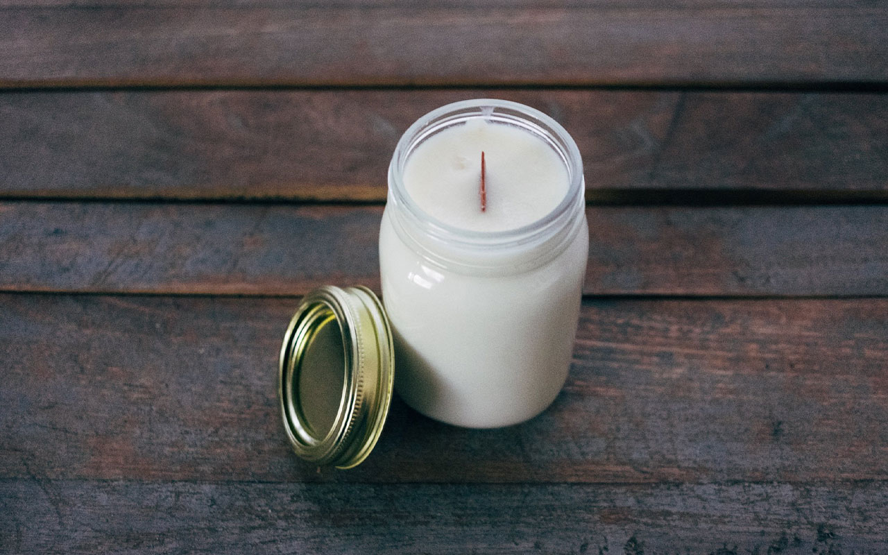 3 Reasons to Use Wood Wicks for Candle Making Hobbies To Start