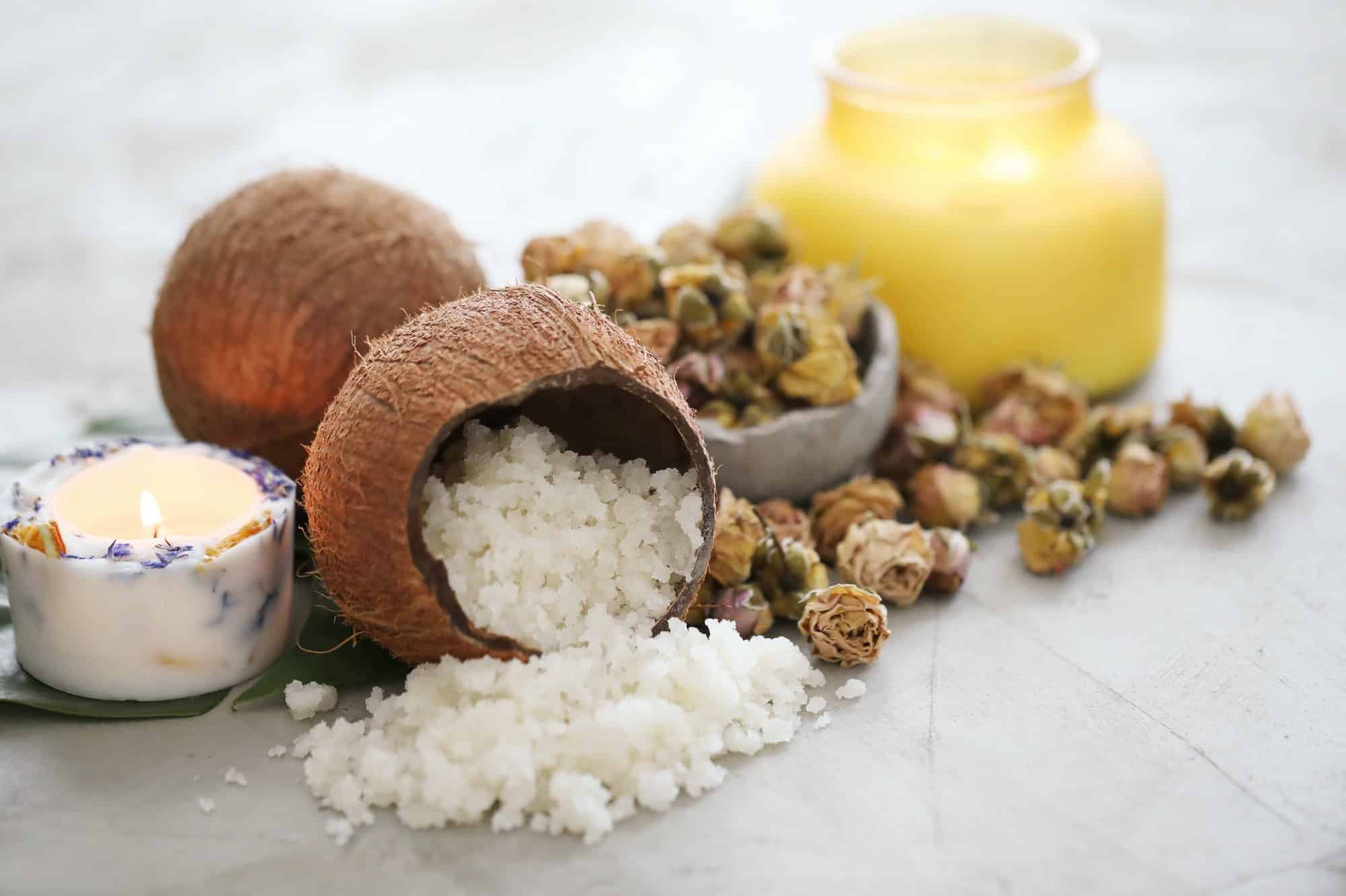 Pros and Cons of Coconut Wax Candles Hobbies To Start