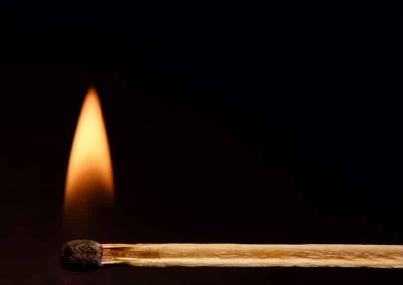 A picture of burning matchstick